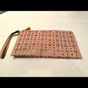 Michael Kors Large Pink Zip Pouch Wrislet